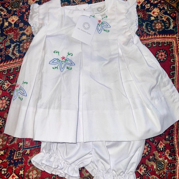 The Proper Peony Other - The proper peony white cotton NWT 12mo swing set w/ floral embroidery & bloomer